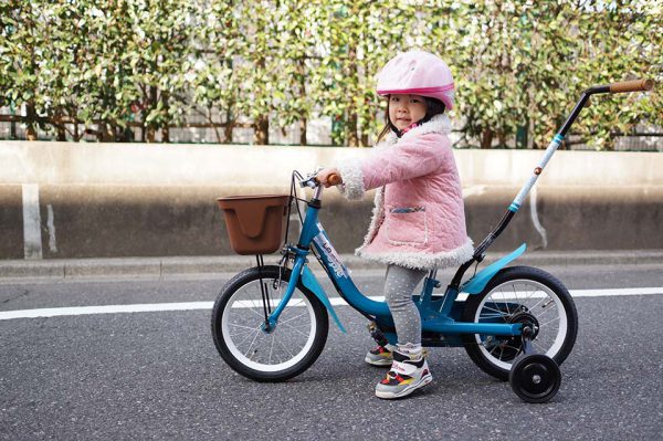 子供用自転車（舵取り）